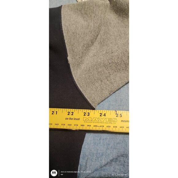 Pokemon Center Sobble Varsity Full Zip Jacket Size Large SEE IMAGES SIGNS OF WEA - Picture 9 of 12